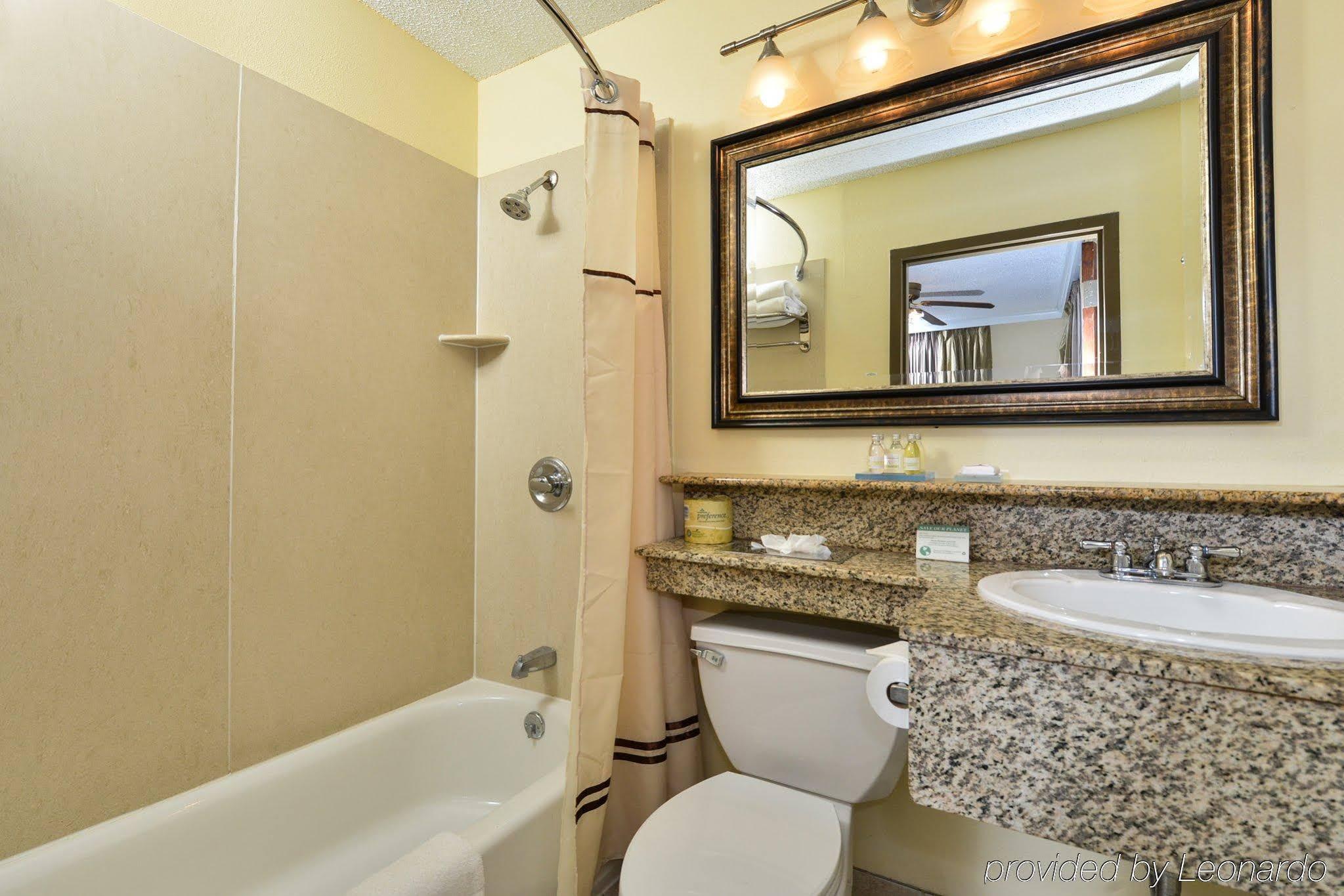 St Charles Inn, Superior Hotel New Orleans Buitenkant foto