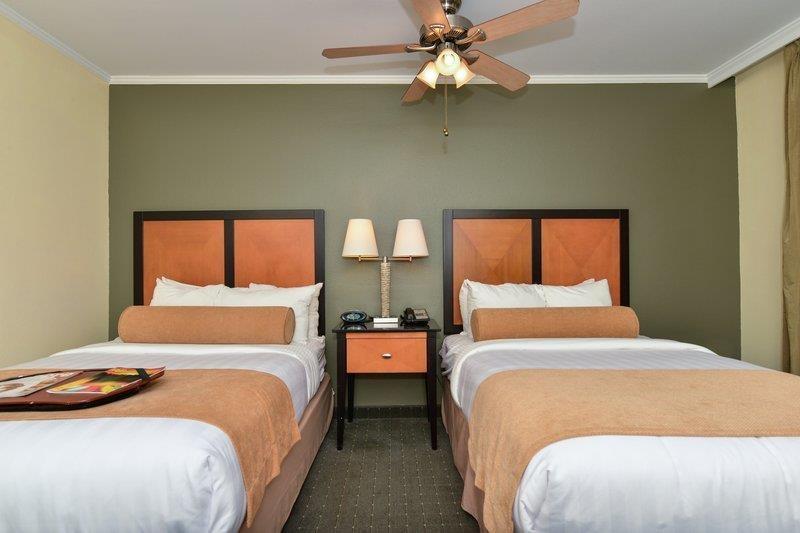 St Charles Inn, Superior Hotel New Orleans Buitenkant foto